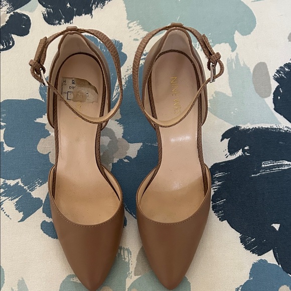 Nine West Dark Tan/Light brown Ankle Strap Wedges Sz 8 - Picture 2 of 7
